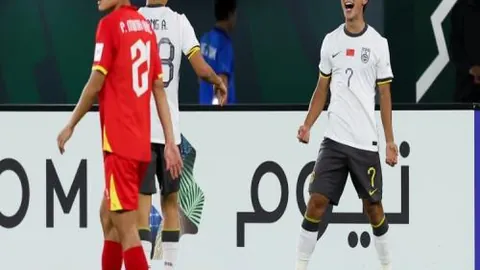 大乐透期号专家推荐：胜负解析及总分详述