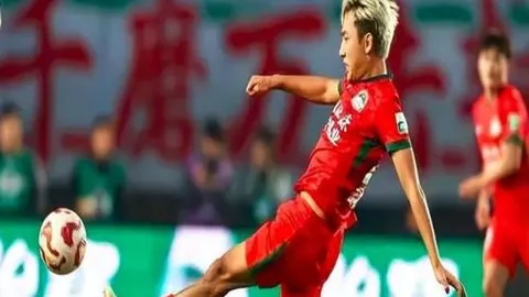 恩瓦内里揭秘英超首球庆祝时刻